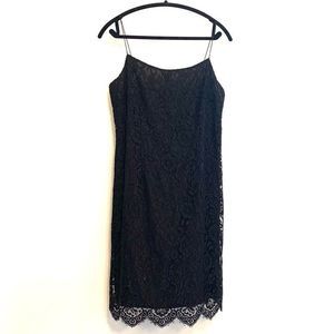[mondi] Black Lace Scalloped Dress - Size 8